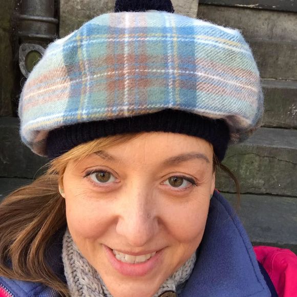 Meet your Posher, Melissa - Picture 1 of 1